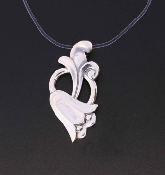101452 BLÅKLOKKE ANHENG MED LÆRSNOR - BREDDE: 21,5 MM x LENGDE: 44 MM